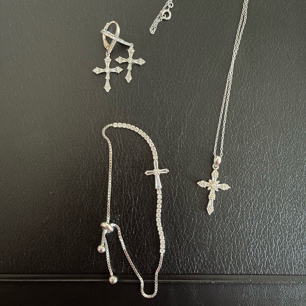 Silver Cross Jewelry Set
